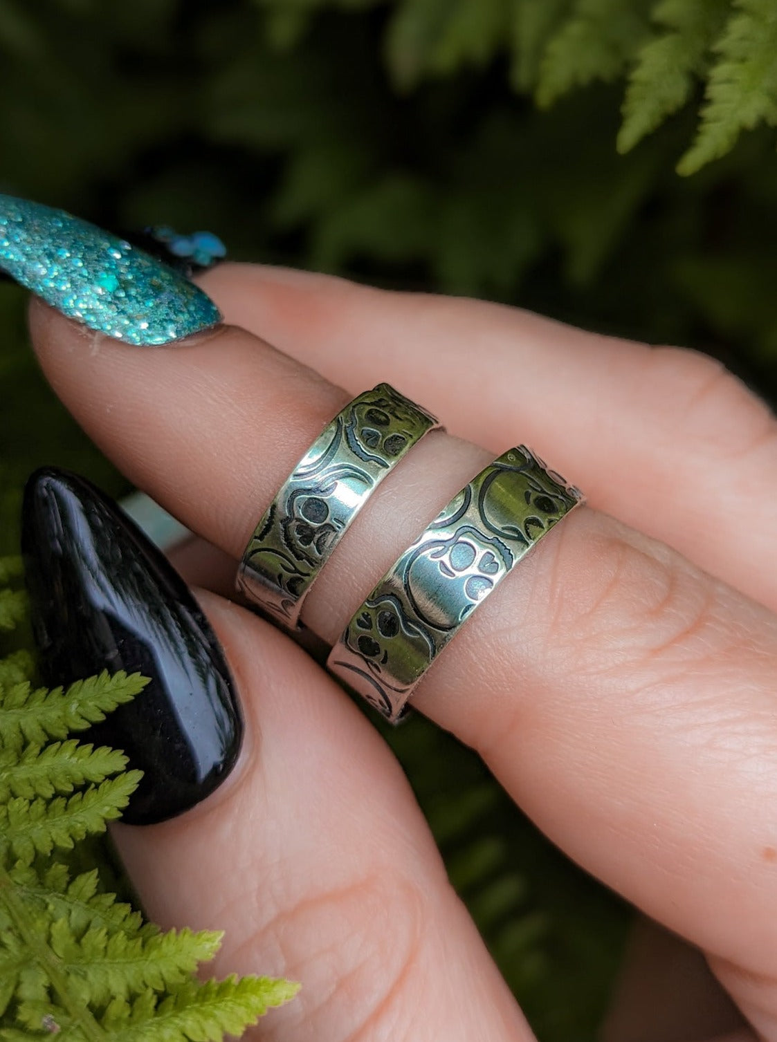 Darkened silver gothic skull stackable rings