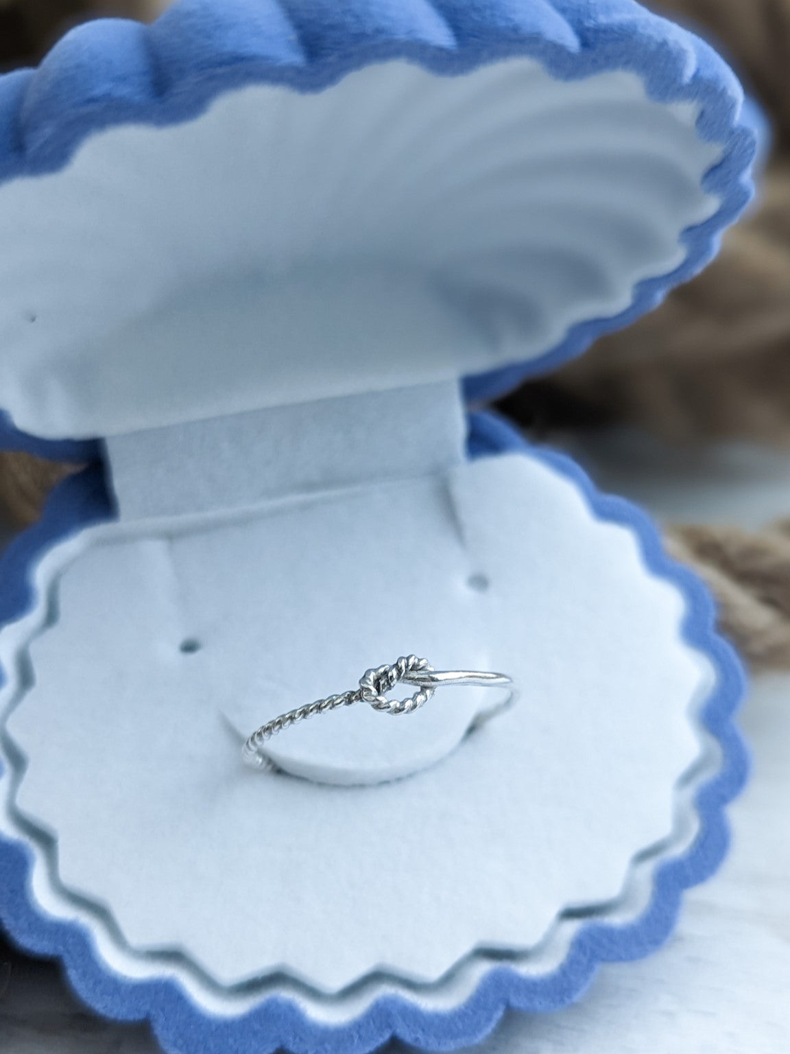 Silver rope knot ring