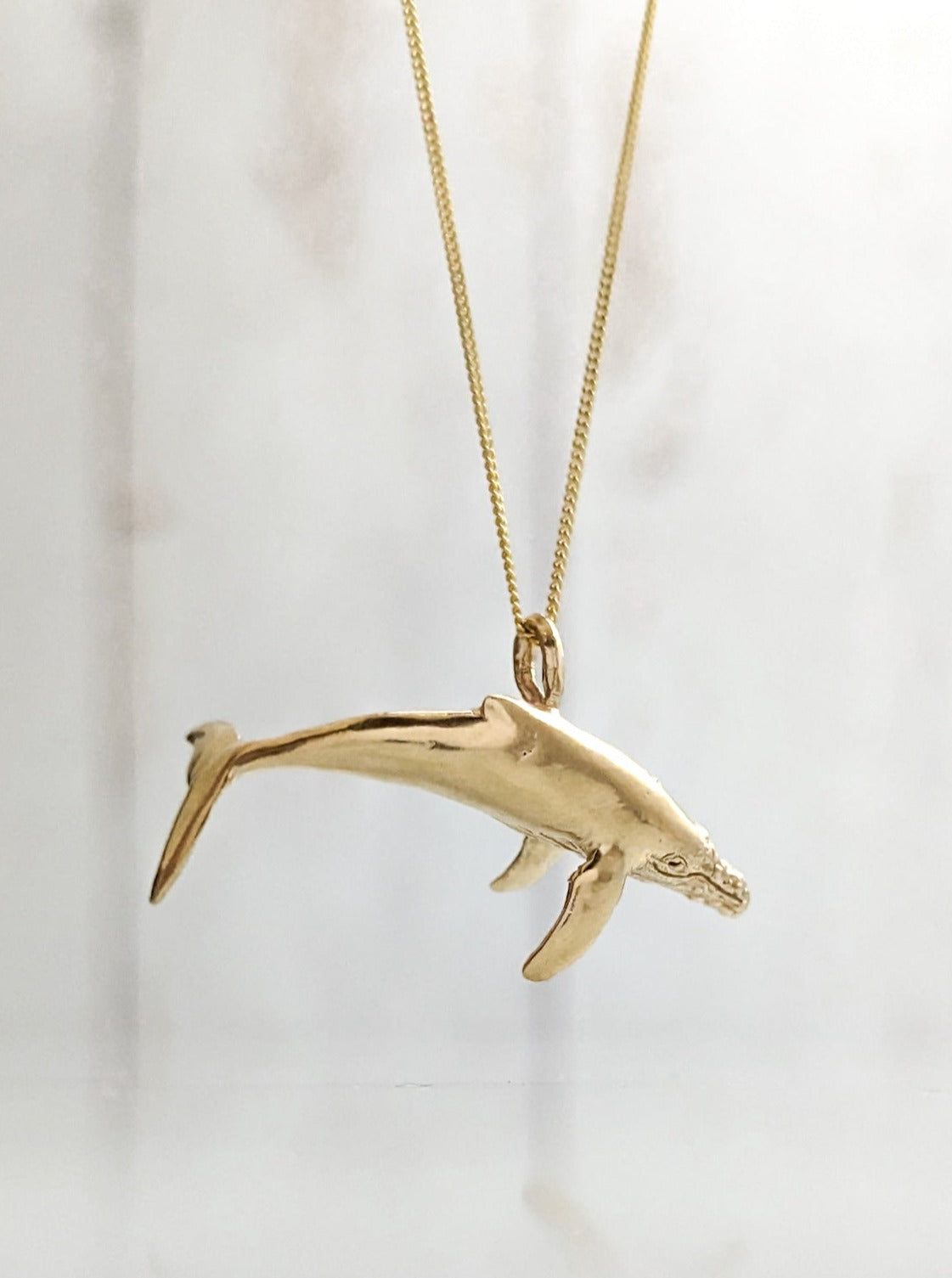 Accurate and realistic 3D humpback whale charm