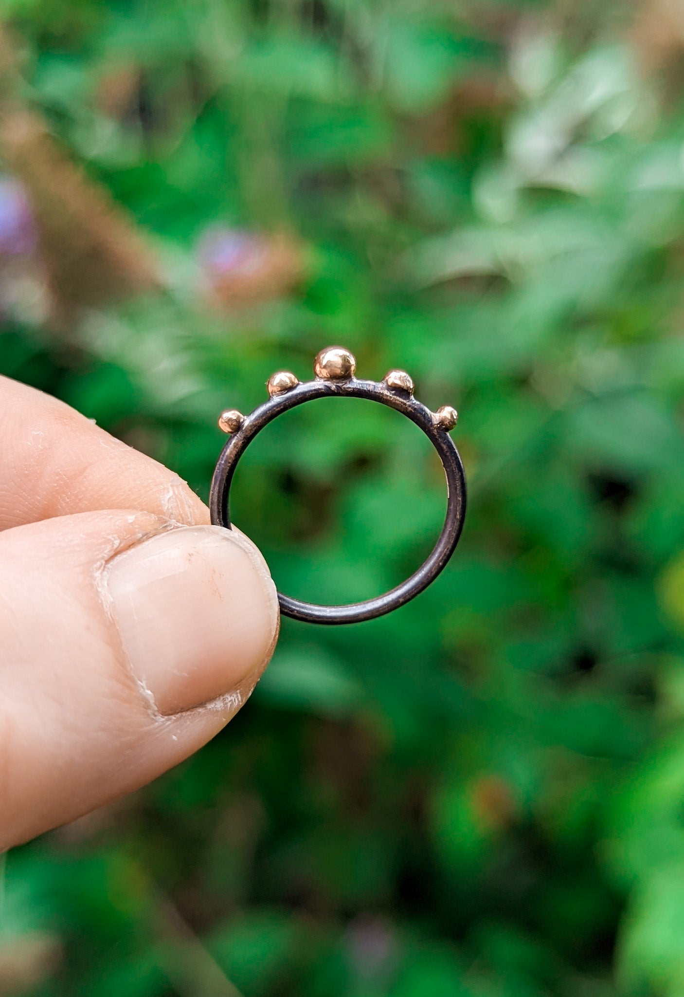 Gold bead crown ring